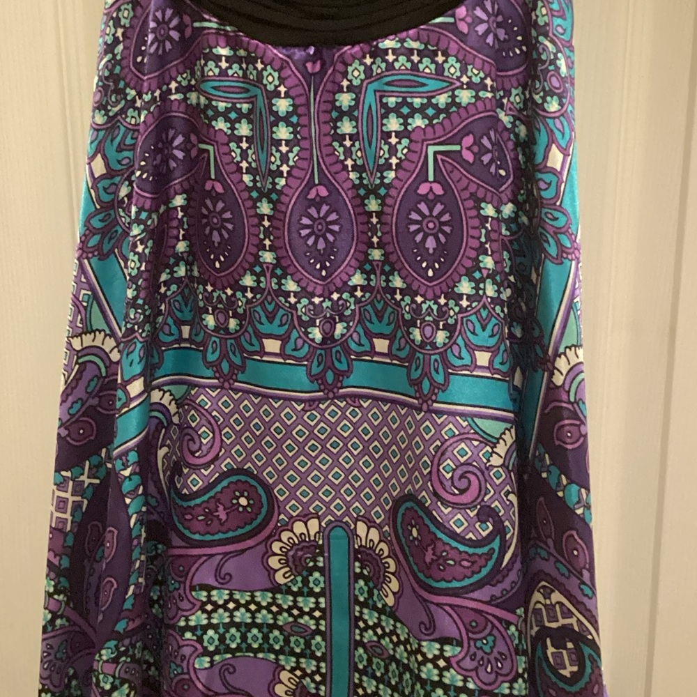 Signature by Sangria Black and Blue Patterned Dress Junior 6 (C3) - Picture 5 of 8